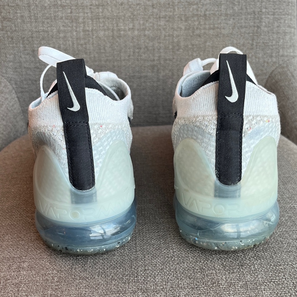 Nike Mens Air VaporMax 2021 FK Shoes - Gray White Black - Picture 6 of 10